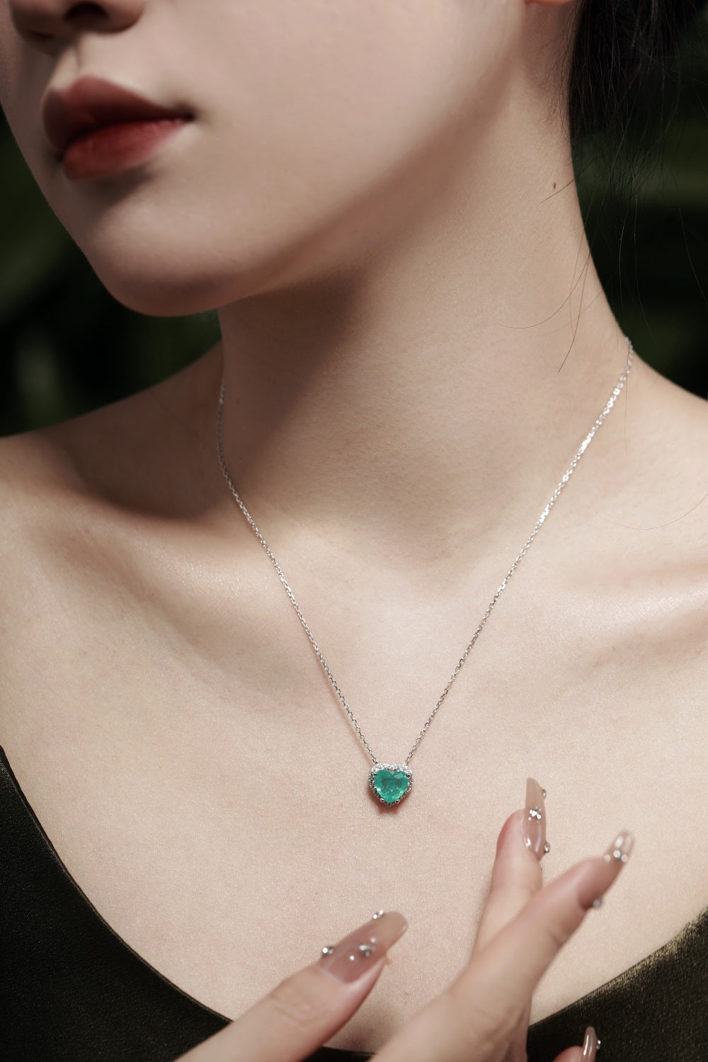EVERGREEN HEART NECKLACE