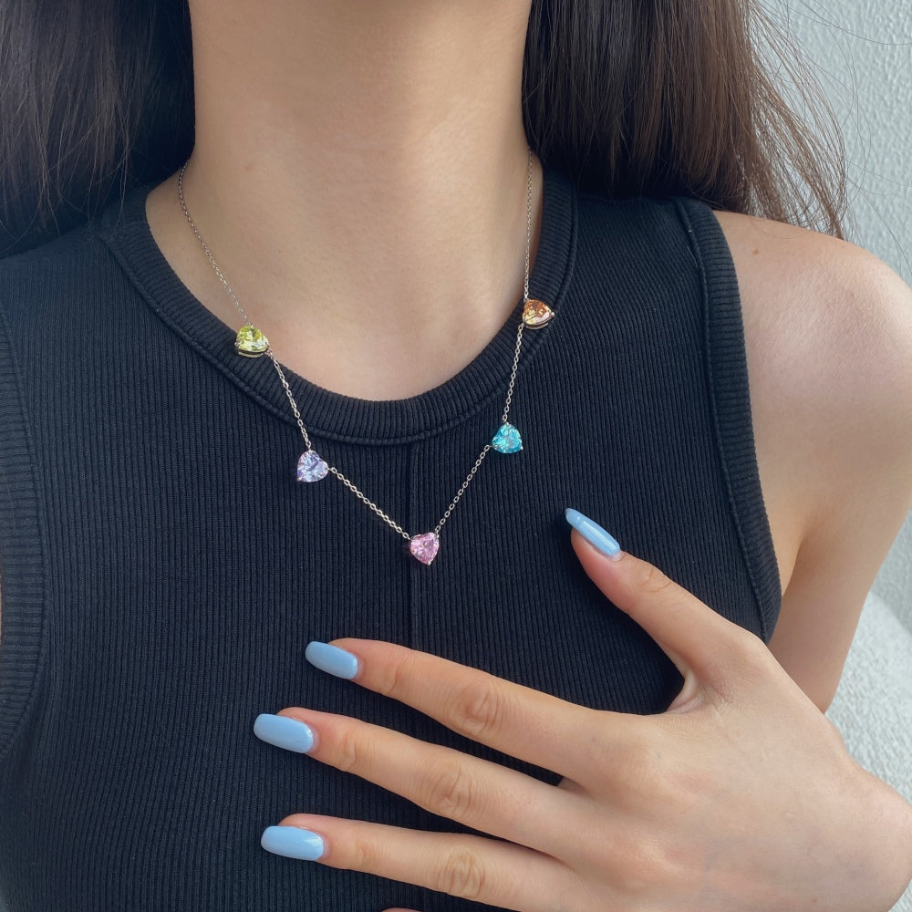 Abril Necklace