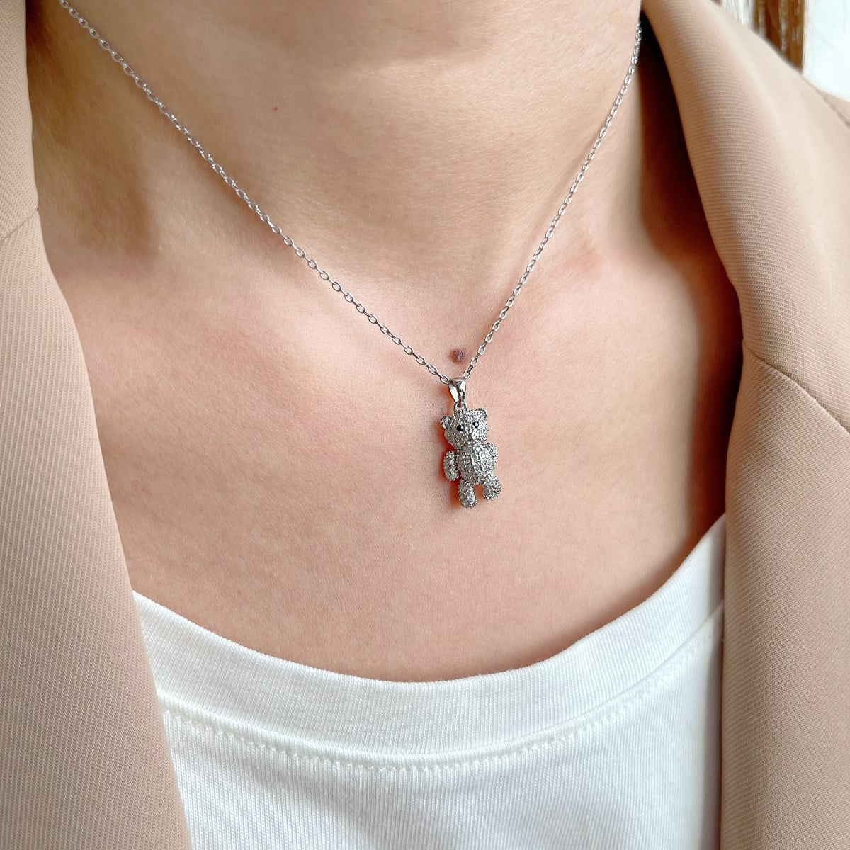 CRYSTAL TEDDY BEAR NECKLACE