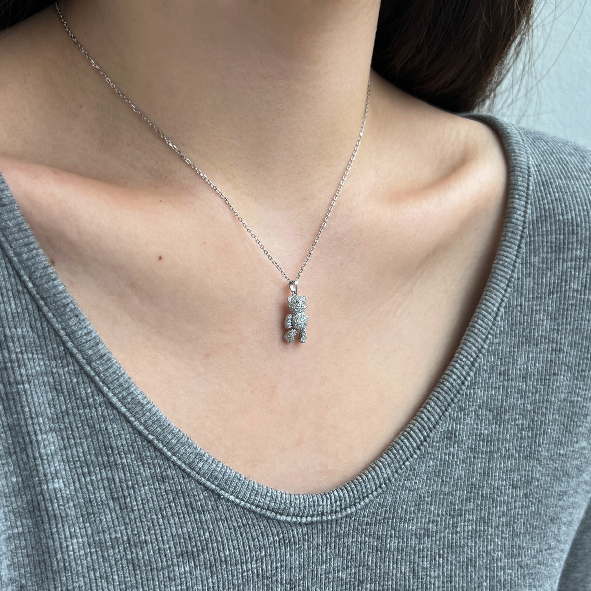 CRYSTAL TEDDY BEAR NECKLACE