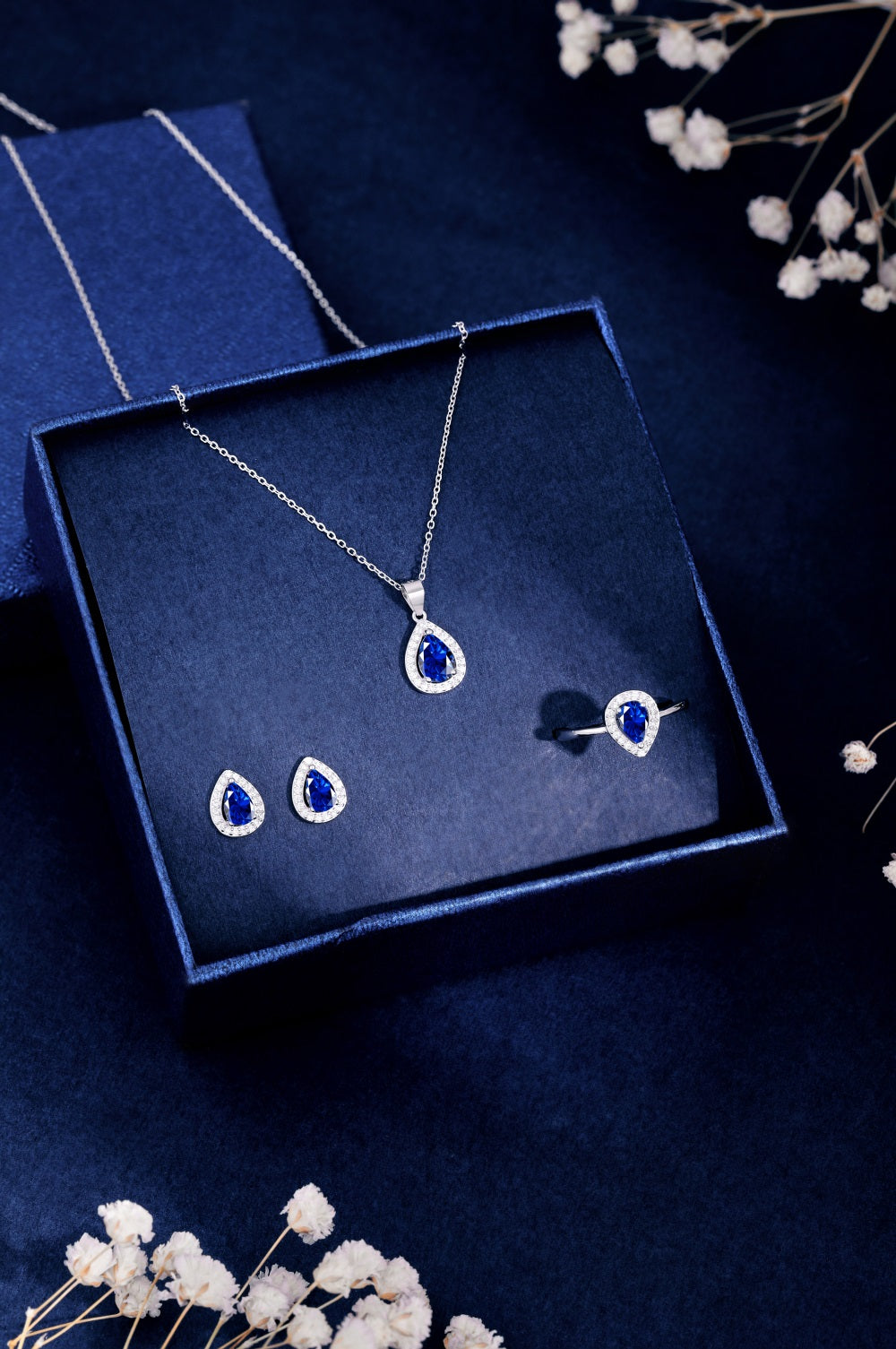 Julia Earrings