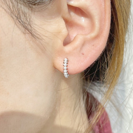 Pearlita Hoop