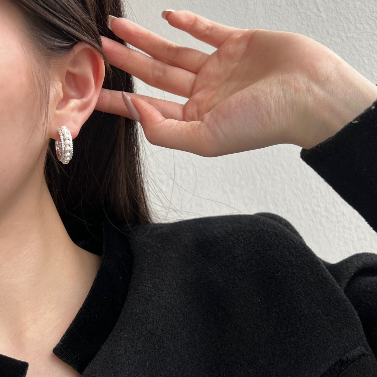 Royal Pearls Hoop Earrings