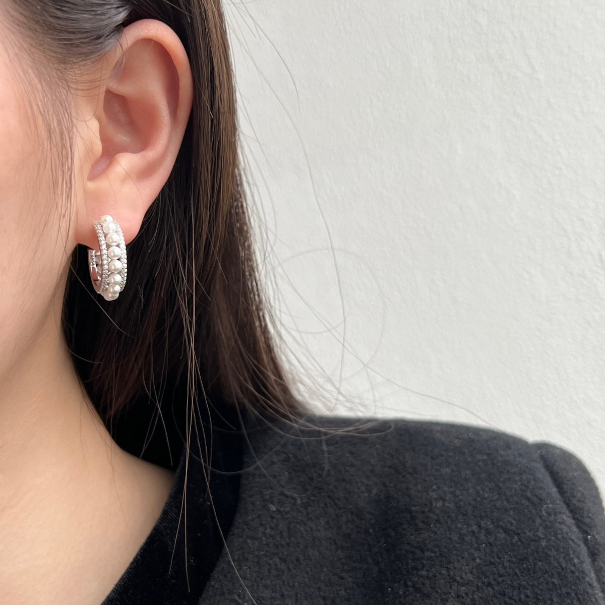 Royal Pearls Hoop Earrings